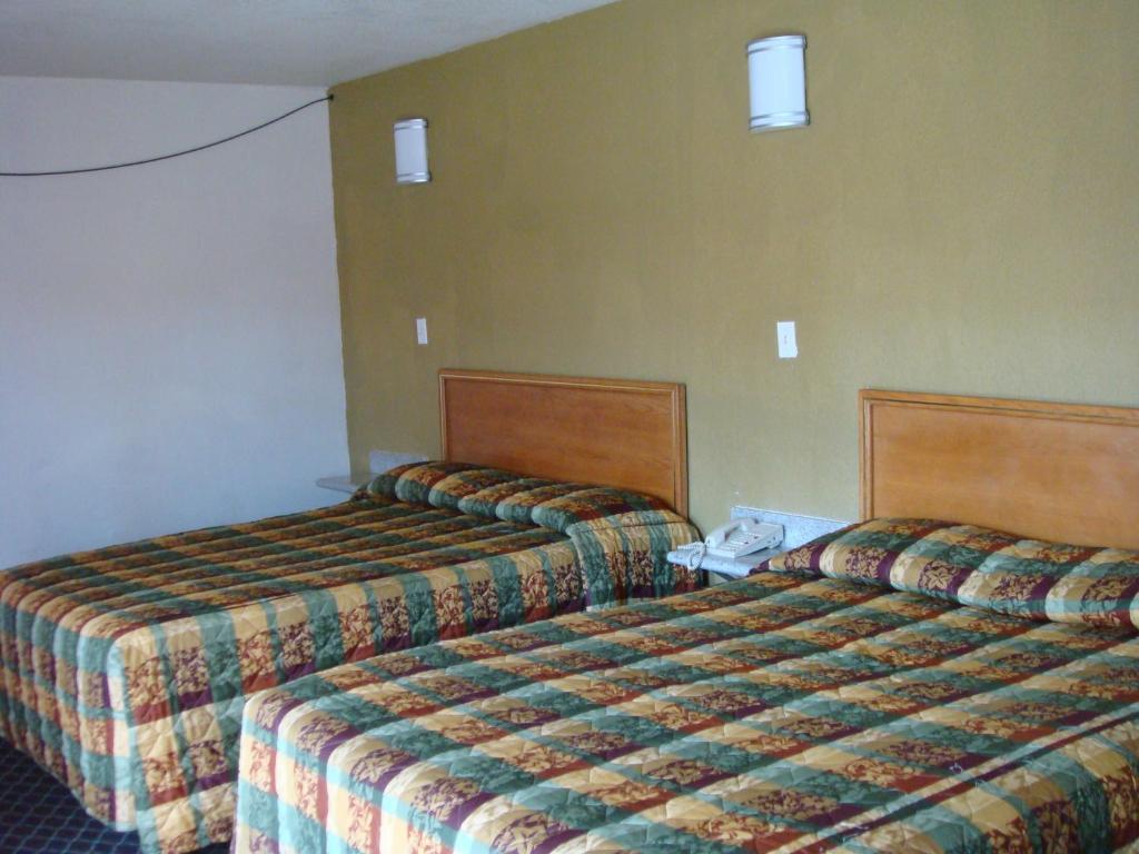 American Inn South El Monte Room photo